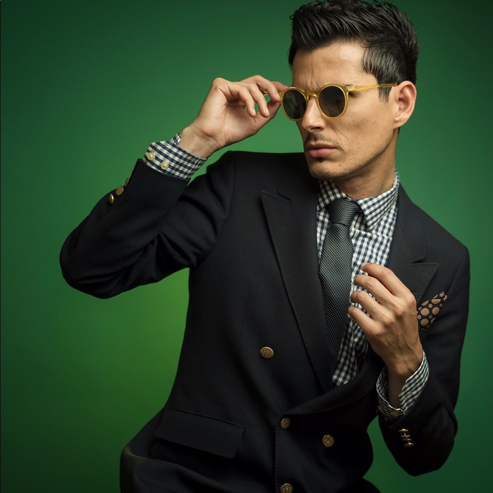 Meet your Posher, Victor